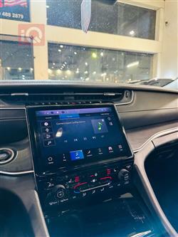 جیپ گراند شیرۆکی